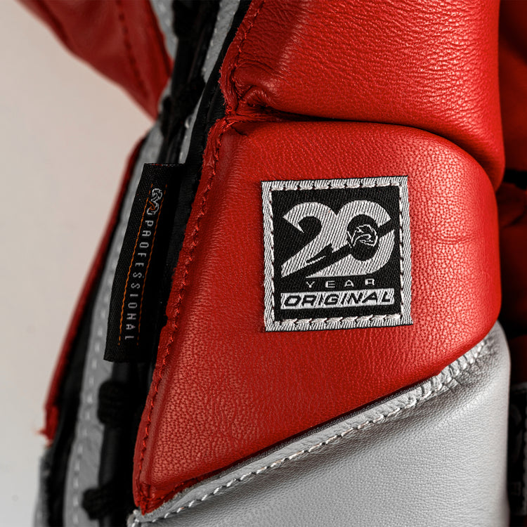 RS1 Pro Sparring Gloves - 20th Anniversary – Rival Boxing Gear Spain