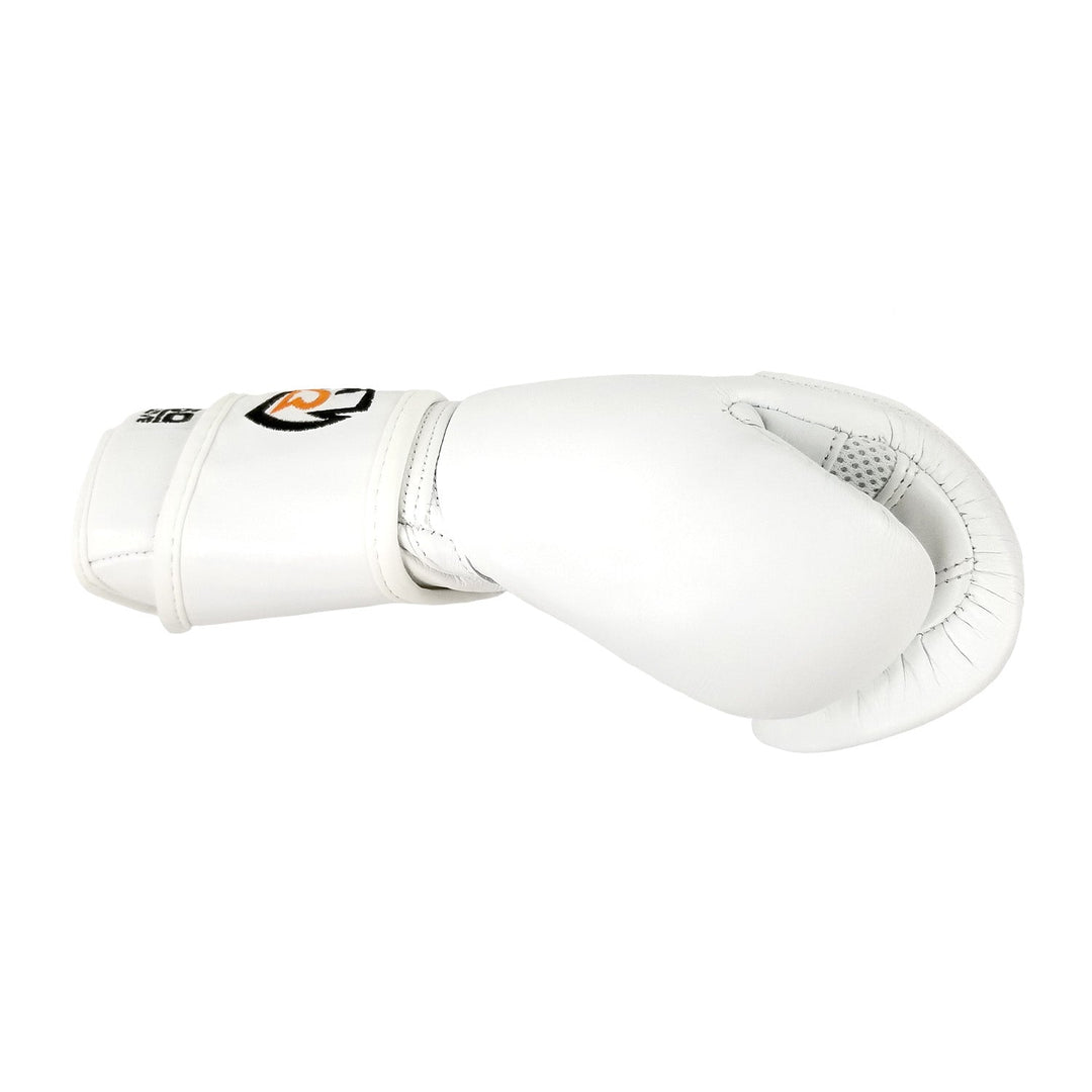 RIVAL RB50 バッググローブ ホワイト ライバルRB50 Intelli-Shockコンパクトバッグは、Made4Fightersの白