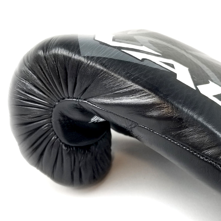 RFX-Guerrero Pro Fight Gloves - HDE-F – Rival Boxing Gear Spain